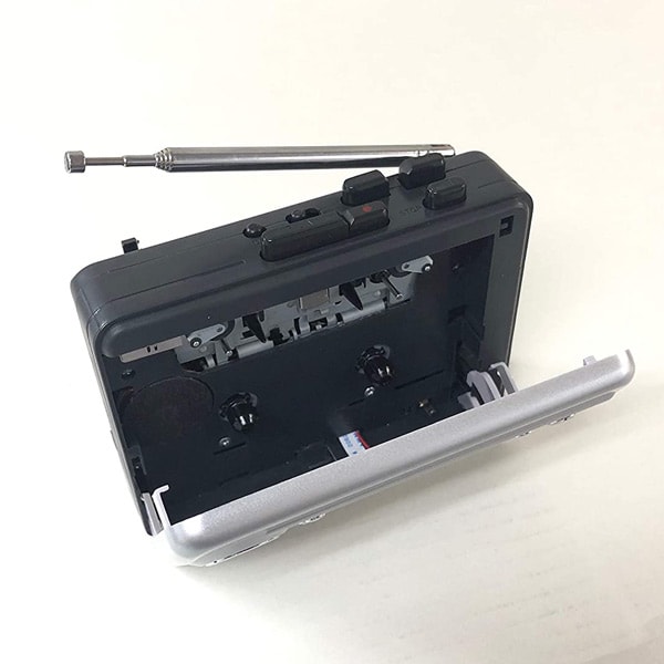 dショッピング |ミニ ラジカセ 乾電池式 ダブルスピーカー (AM/FM