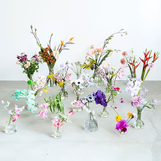 shesay シセイ 取っ手付きで持ちやすい 花も活けられる リューズガラス カラフェ M  カラフェ 水差し フラワーベース 花瓶 ガラス クリア 透明 リサイクルガラス シンプル おしゃれ  