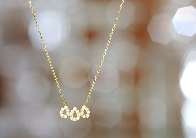 K18 diamond necklace three drops