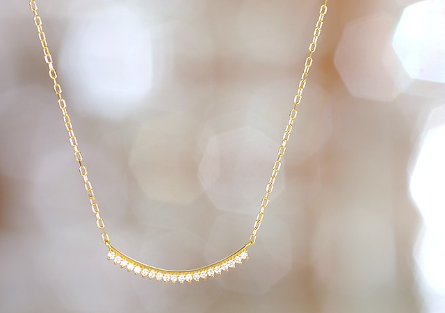 K18 diamond necklace