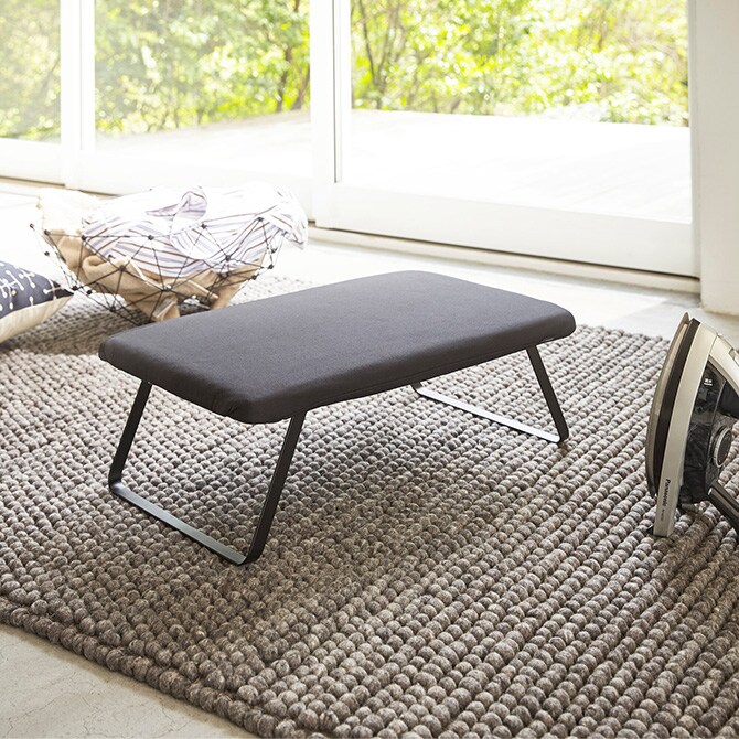 tower タワー スチールメッシュアイロン台  アイロン台 コンパクト おしゃれ モノトーン 白 黒 山崎実業 1人暮らし アイアン シンプル  