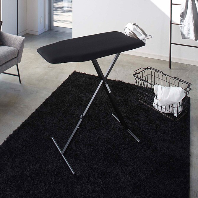 tower タワー 軽量スタンド式アイロン台  アイロン台 スタンド式 おしゃれ 軽い 軽量 モノトーン 白 黒 インテリア 家具  