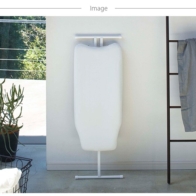 tower タワー 軽量スタンド式アイロン台  アイロン台 スタンド式 おしゃれ 軽い 軽量 モノトーン 白 黒 インテリア 家具  