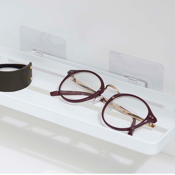 tower タワー フィルムフックサニタリーラック 収納ラック ランドリー 洗面所 サニタリー おしゃれ 小物置き 白 黒 モノトーン 整理ラック