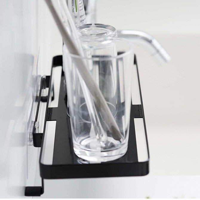 tower タワー フィルムフックサニタリーラック 収納ラック ランドリー 洗面所 サニタリー おしゃれ 小物置き 白 黒 モノトーン 整理ラック