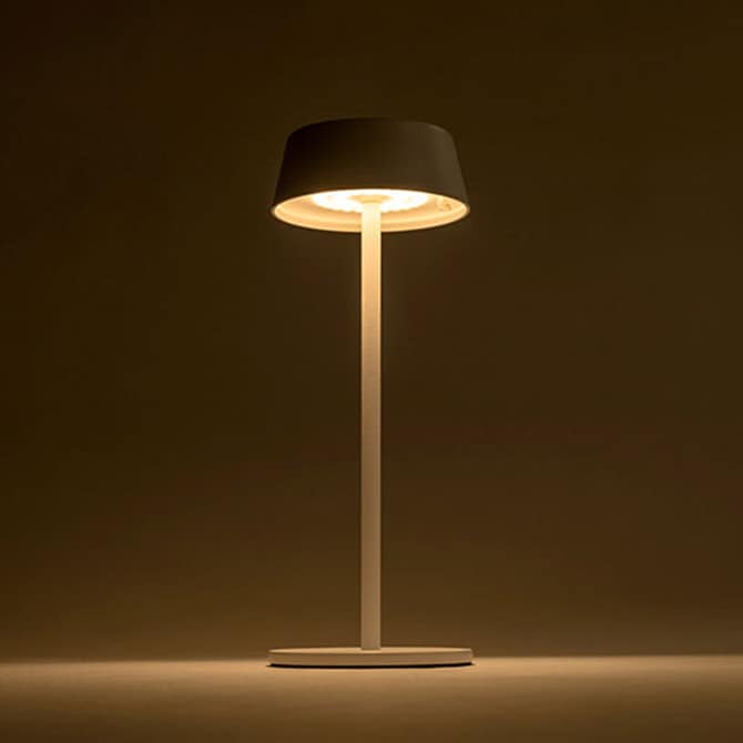 BRID ブリッド Olika コードレス LEDテーブルライト  テーブルライト LED コードレス おしゃれ 防水 タッチセンサー 卓上 調光 アウトドア ベランダ  