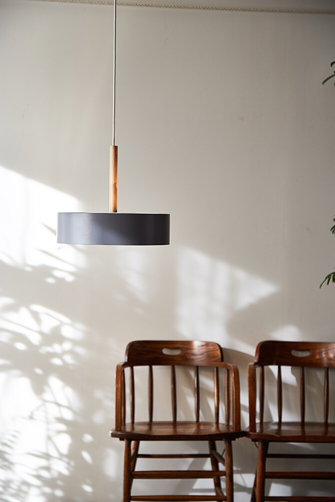 BRID ブリッド Olika 2トーンペンダントライト 3灯 電球あり  ペンダントランプ 3灯 LED対応 北欧 おしゃれ E26 吊り下げ 日本製 ペンダントライト 照明  