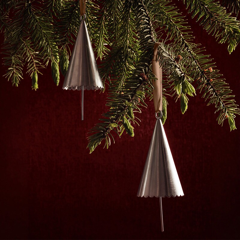 ferm LIVING ファームリビング Cone Bell コーンベル 2個セット  北欧 クリスマス オーナメント おしゃれ　可愛い 北欧雑貨 インテリア雑貨 花　フラワー ゴールド　真鍮　シルバー　銀メッキ 正規販売店  