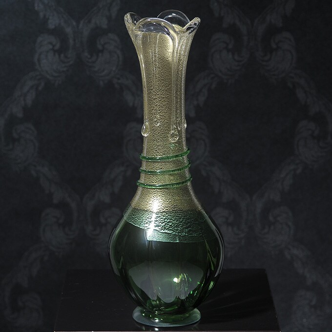 春の芽吹き ガラス 花瓶 新緑生命の力 発芽 花器 大きい おしゃれ 日本製 大きな フラワーベース 青森 津軽 職人 大型 生け花 活花 生花 活け花 国産 きれい キレイ かわいい 手作り