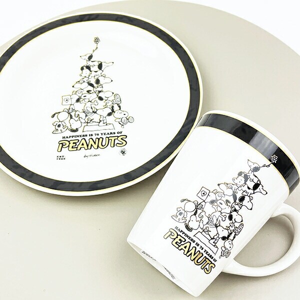 スヌーピー ピラミッド 記念マグカップ コップ PEANUTS 75th 日本製 SNOOPY