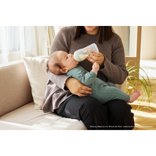 ディズニー クマのプーさん パーフェクトマッチほ乳びん (260ml) 適温目盛り付き ベビー Disney