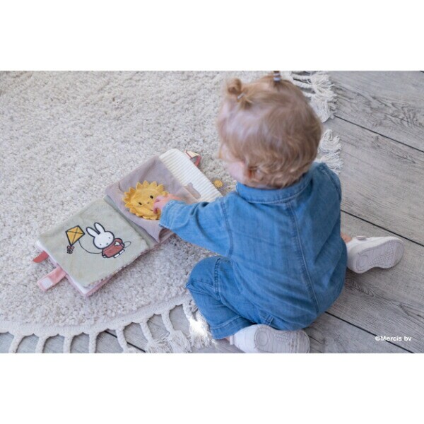 ミッフィー miffy フラッフィー 布えほん(ピンク) ベビー