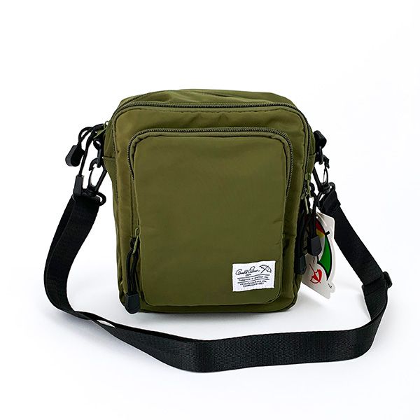 アーノルドパーマー 機能性抜群すぎるショルダー カーキー かばん バッグ