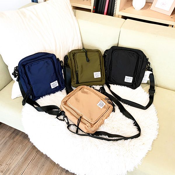 アーノルドパーマー 機能性抜群すぎるショルダー カーキー かばん バッグ