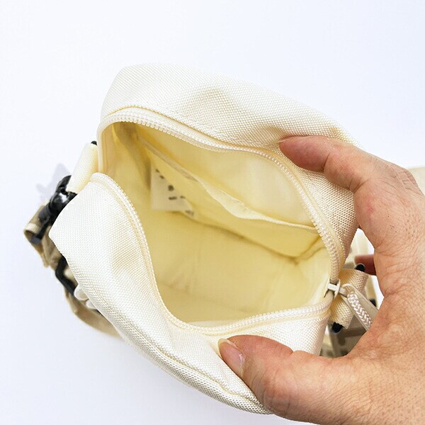 サンリオ ハローキティ 目隠しミニショルダーバッグ (アイボリー) Sanrio