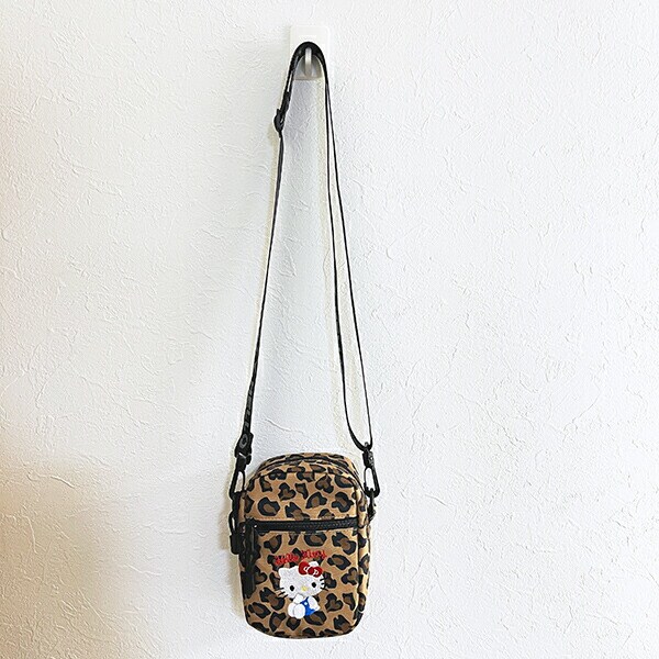 サンリオ ハローキティ 全身 ショルダーバッグ レオパード Sanrio