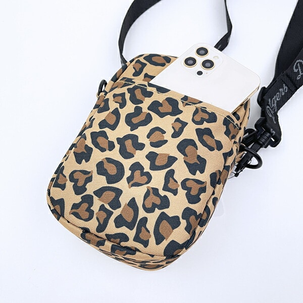 MLB(メジャーリーグ)  ドジャース ミニショルダーバッグ レオパード ヒョウ柄