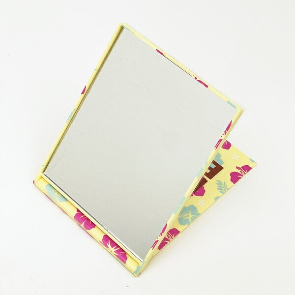 サンリオ ハローキティ × LOVEBOAT(ラブボート) ミラー (イエロー)