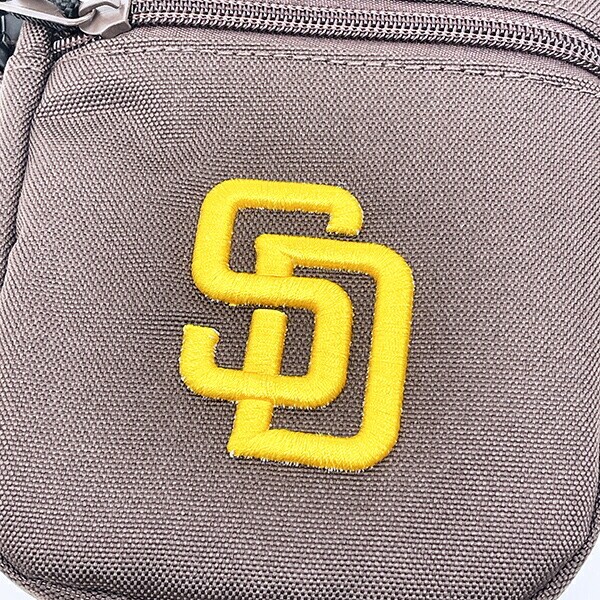 MLB(メジャーリーグ)  パドレス ミニショルダーバッグ ブラウン