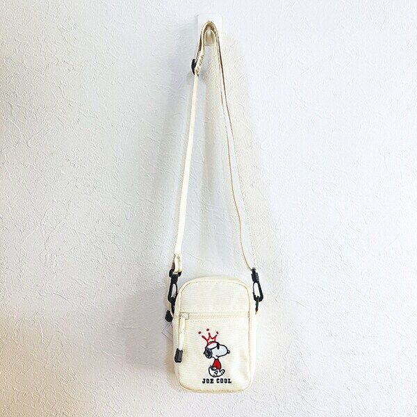 スヌーピー ジョークール 縦型ショルダーバッグ アイボリー SNOOPY