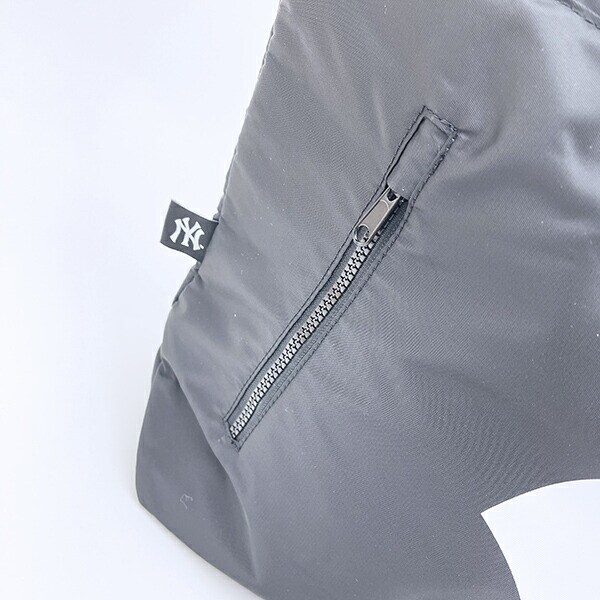 MLB(メジャーリーグ)  ヤンキース ナイロントートバッグ ブラック