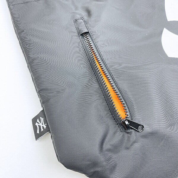 MLB(メジャーリーグ)  ヤンキース ナイロントートバッグ ブラック