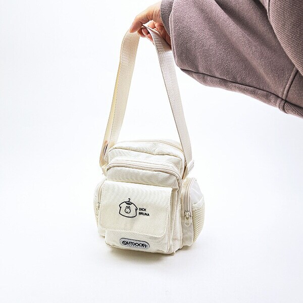 ミッフィー miffy OUTDOOR PRODUCTS ショルダーバッグ (オフホワイト)