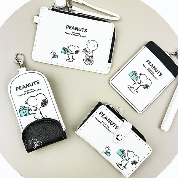 スヌーピー フラグメントケース オフホワイト 定期入れ カードケース SNOOPY