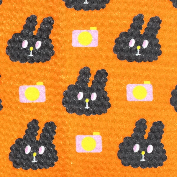 バニーコンビニ クロくんとカメラ フェイスタオル