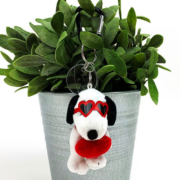 Dショッピング Snoopy スヌーピー ハートグラス カラビナ ぬいぐるみマスコット キーホルダー グッズ カテゴリ おもちゃ 玩具 その他の販売できる商品 アニメトーキョー By Annito Friends 19 ドコモの通販サイト