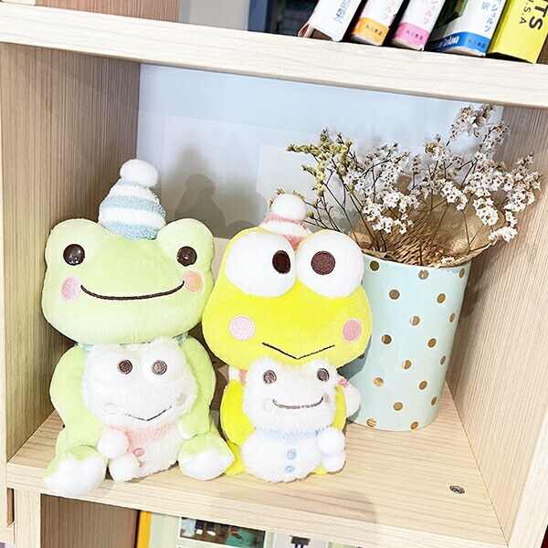 サンリオ けろけろけろっぴ×かえるのピクルス ぬいぐるみS （雪だるま/けろけろけろっぴ）