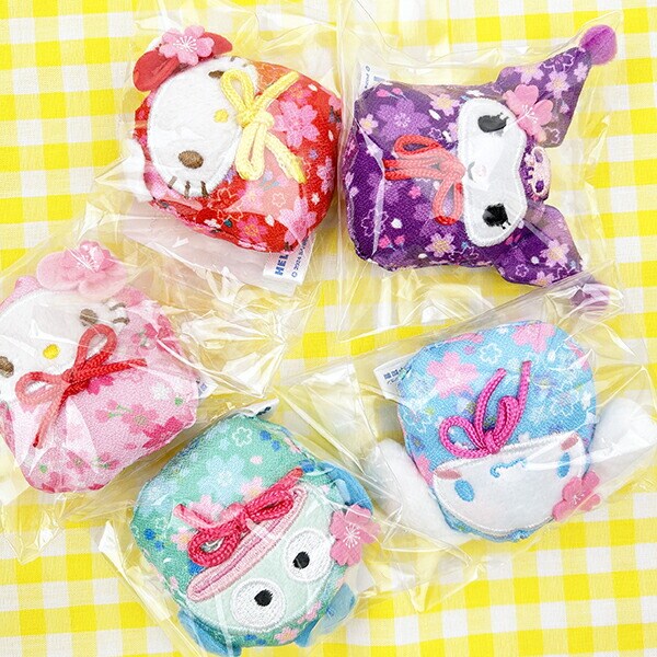 サンリオ クロミ 桜だるま マグネット パープル マスコット