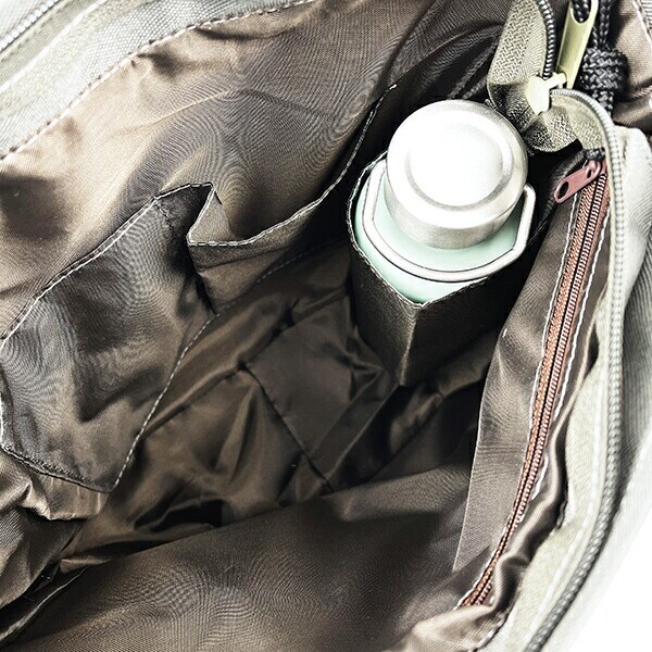 スヌーピー ボトルインショルダー 保冷ポケット付き ねそべり ショルダーバッグ かばん グレー SNOOPY