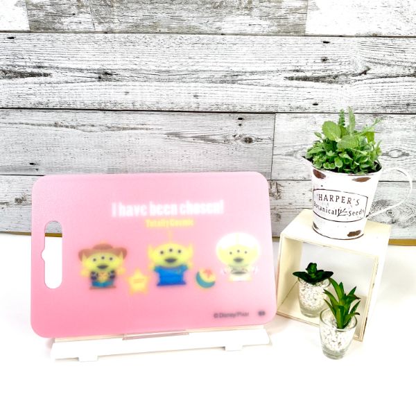 トイストーリー エイリアン カッティングボード PK エイリアンR キッチン ランチ まな板  ピンク グッズ