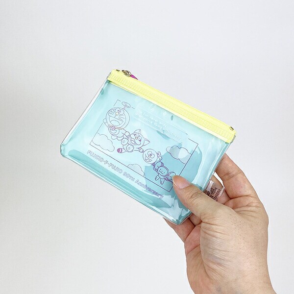 藤子・F・不二夫 ドラえもん 生誕90周年記念 ミニポーチ コミック柄 ブルー