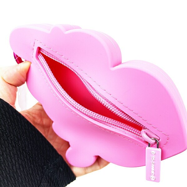 サンリオ マイメロディ＆フラットくん はあとぎゅっ カラビナ付シリコンポーチ Sanrio