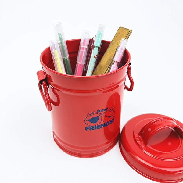 セサミストリート クッキーモンスター エルモ ダストボックス型ペンスタンド レッド