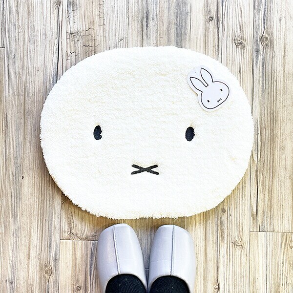 ミッフィー miffy ふわふわフェイス アクセントマット (アイボリー)