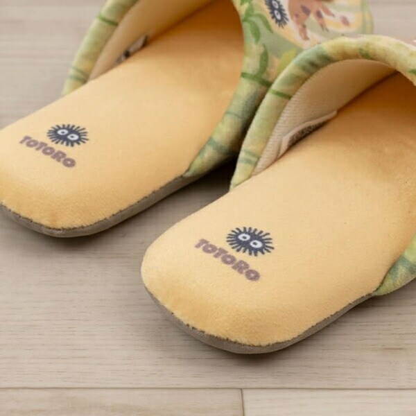 スタジオジブリ となりのトトロ ネコバス 子供用スリッパ カケアシ イエロー キッズ