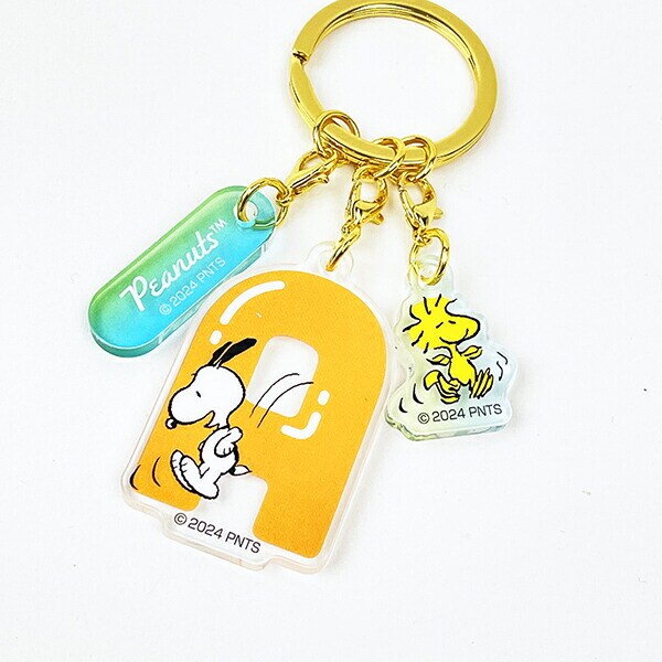 スヌーピー 『A』 イニシャル3連アクリルキーホルダー (オレンジ) SNOOPY