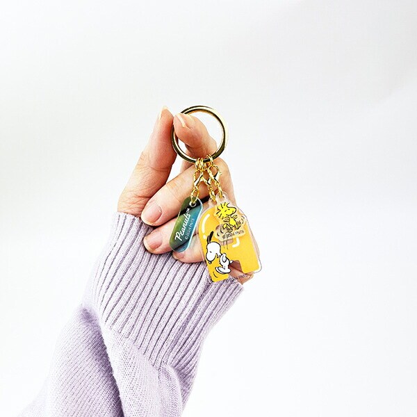 スヌーピー 『A』 イニシャル3連アクリルキーホルダー (オレンジ) SNOOPY
