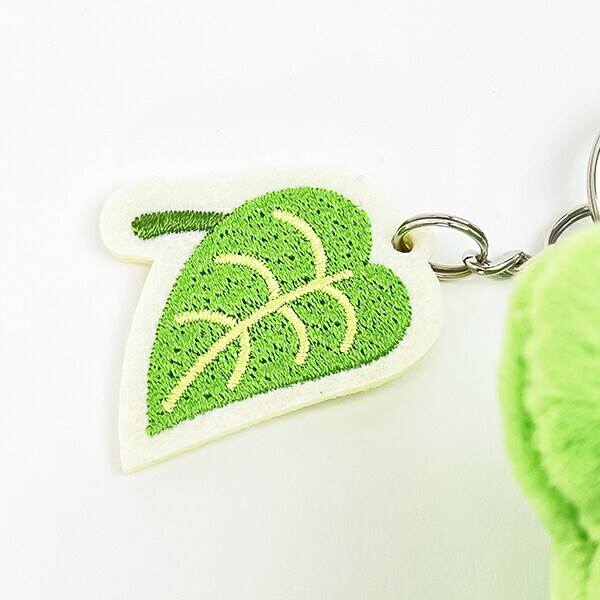 クレヨンしんちゃん かえる なりきりアニマル刺繍チャームつきぬいぐるみキーリング ぬいぐるみ