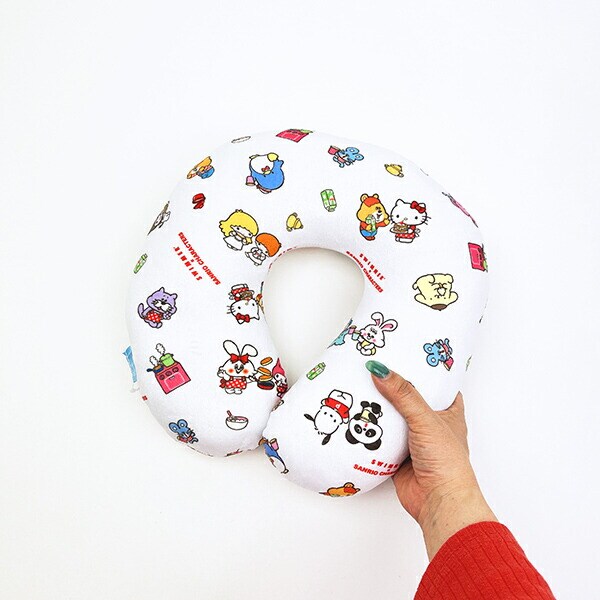 サンリオキャラクターズ × SWIMMER(スイマー) ネックピロー (ホワイト) 枕 旅行 Sanrio