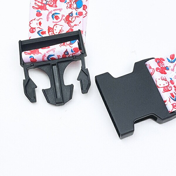 サンリオキャラクターズ × SWIMMER(スイマー) スーツケースベルト (ピンク) 旅行 Sanrio