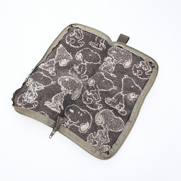 スヌーピー ウォームグレー  どっとポーチ SNOOPY