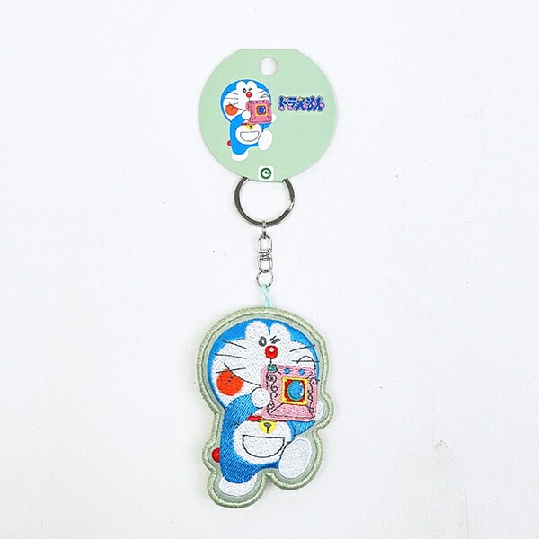 ドラえもん きせかえカメラ 刺繍マスコットキーチェーン