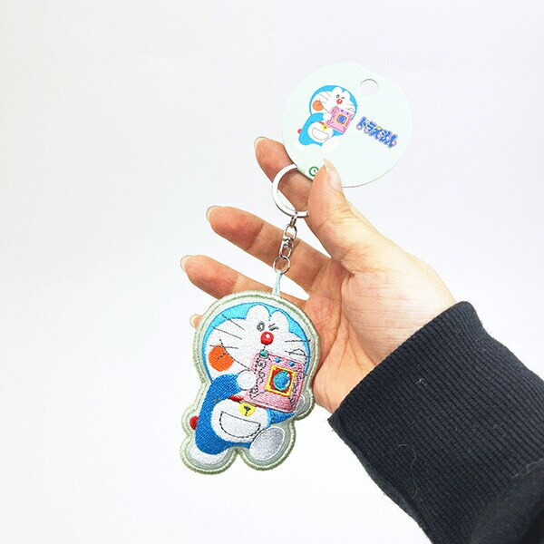 ドラえもん きせかえカメラ 刺繍マスコットキーチェーン