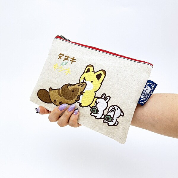 タヌキとキツネ 刺繍ポーチ