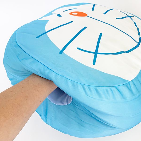 ドラえもん クールハグミークッション 青 クッション クール サマー