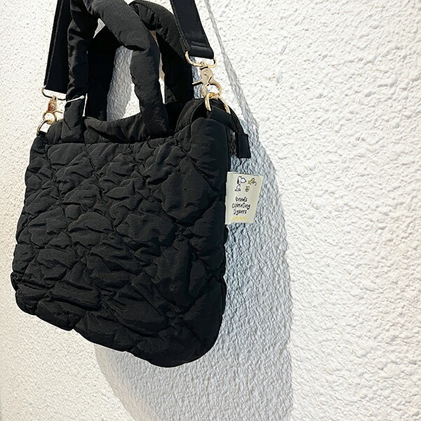 スヌーピー 2WAY キルティングトートバッグ(M) ブラック SNOOPY